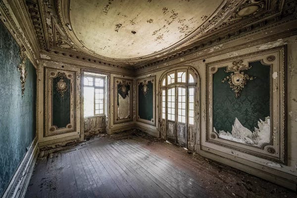 Dereliction: Porto Dream by Simon Yeung