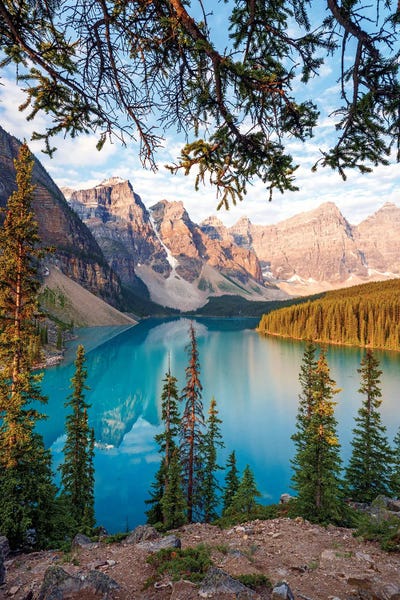 Alberta: Morning Glow Moraine Lake by Susanne Kremer