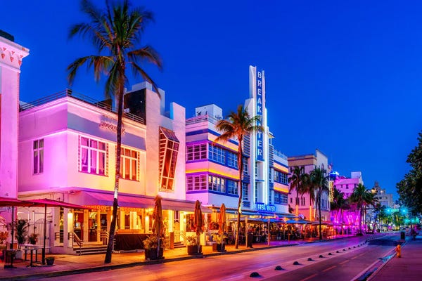Miami: Miami Ocean Drive Neon by Susanne Kremer