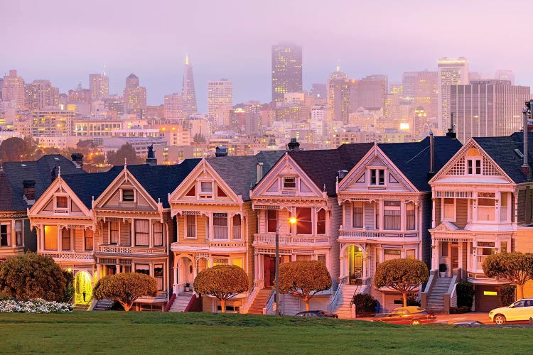 Painted Ladies, Transamerica Pyramid with Skyline I