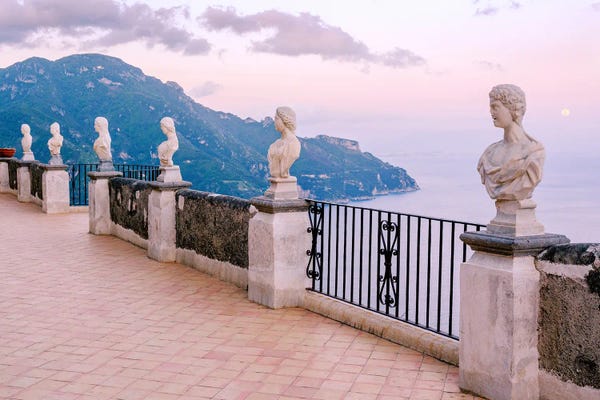 Amalfi Coast: Journey to Ravello by Susanne Kremer