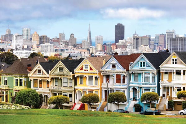 San Francisco: Painted Ladies, Transamerica Pyramid with Skyline II by Susanne Kremer