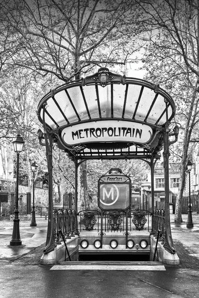 Trains: Metropolitain Paris Black And White by Susanne Kremer