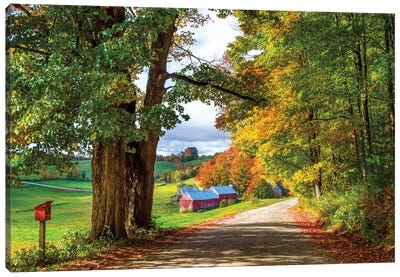 Farm In Vermont New England In Autumn Canvas Art Print - Vermont