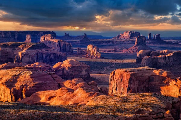 Monument Valley: Stormy Hunts Mesa, Monument Valley Arizona by Susanne Kremer