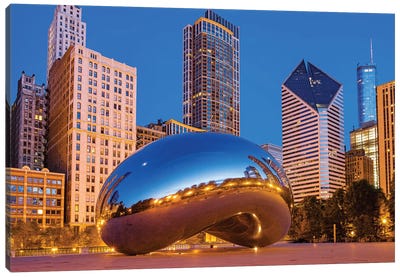 Cloud Gate, The Bean, Millennium Park  Canvas Art Print - Chicago Skylines