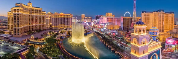 Nevada: Las Vegas Dancing Fountains At Night by Susanne Kremer
