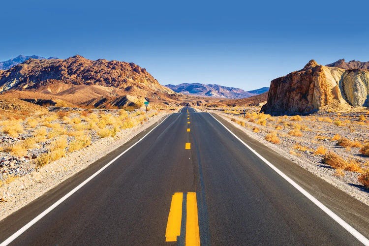 Desert Road, Death Valley