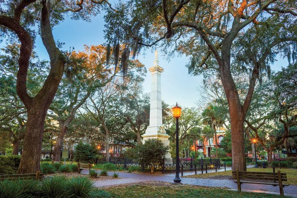 Georgia: Savannah Square by Susanne Kremer
