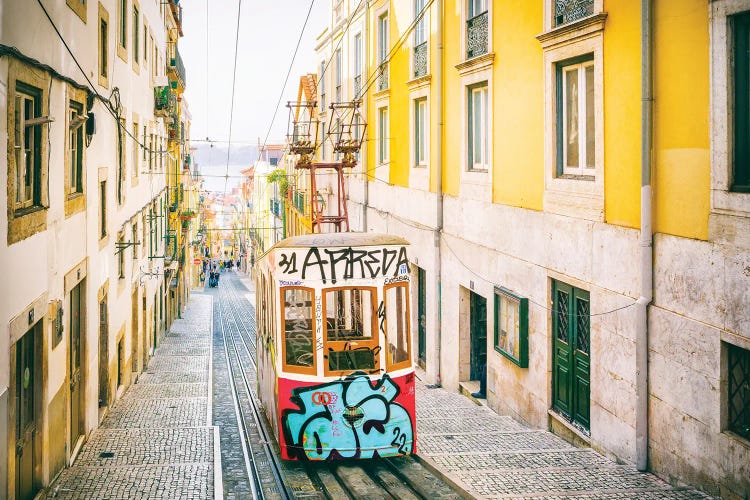 Red Graffiti Furnicular Lisbon