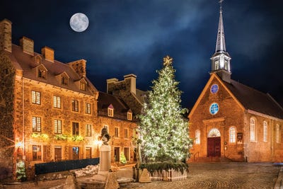 Full Moon Place Royale by Susanne Kremer canvas print