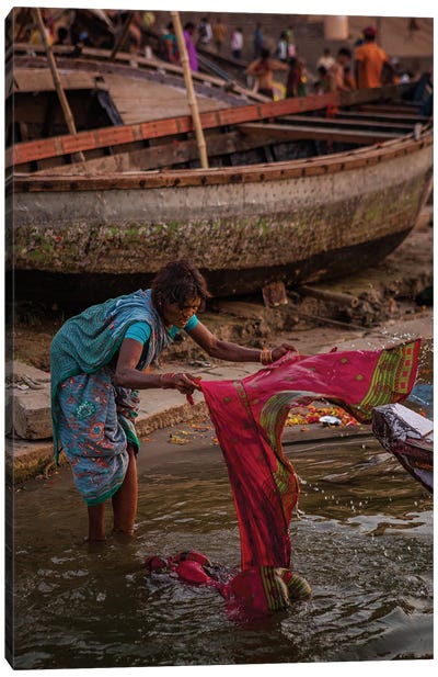 Ganges Laundry, Varanasi (India) Canvas Art Print - Sean Marier