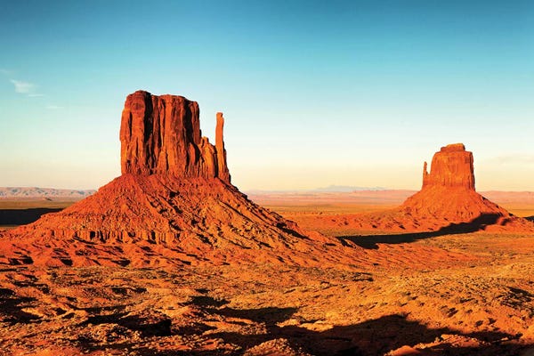 Monument Valley National Park Near Sunset