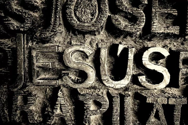 La Sagrada Familia: Barcelona la Familia Sagrada by Saint and Sailor Studios