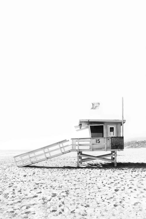 Lifeguard Hut In Black & White