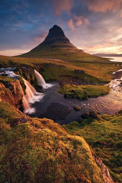 Stefan Hefele: The Fabulous Mountain - Iceland by Stefan Hefele
