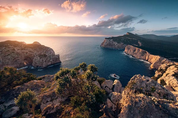 Stefan Hefele: Mediterranean Spectacle by Stefan Hefele
