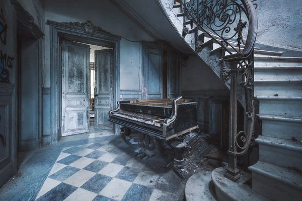 Dereliction: Chateau Wonderland by Stefan Hefele