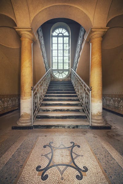 Dereliction: Column Staircase by Stefan Hefele