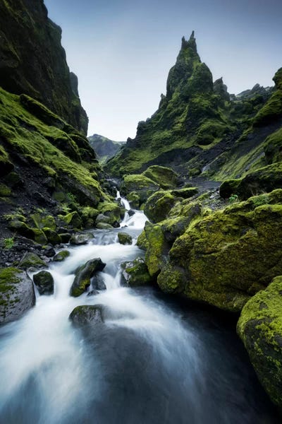 Rocks: Guardians Of The Mountain by Stefan Hefele