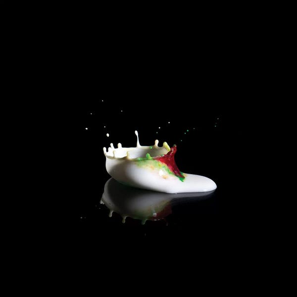 Water Close-Ups: Dragging Along by Andreas Stridsberg