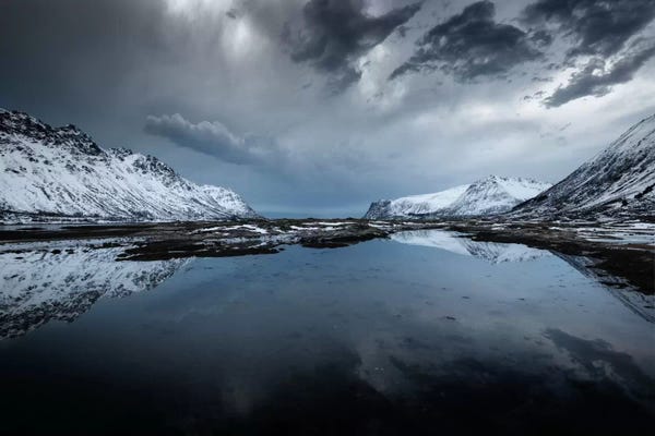 Snowy Mountains: Winter Is Coming by Andreas Stridsberg