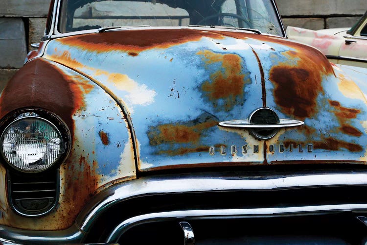 Oldsmobile Front Grill by Susan Vizvary wall art