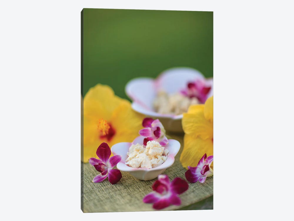 Aloe Butter and Ginger Lime, outdoor Spa, Wailea, Maui, Hawaii, USA 1-piece Canvas Print