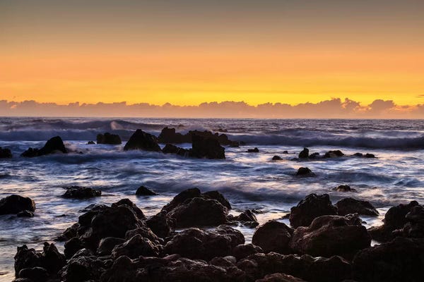 Sunrise at Laupahoehoe Beach Park, Hamakua Coast, Big Island, Hawaii