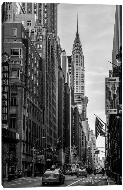 In The Heart Of New York Canvas Art Print