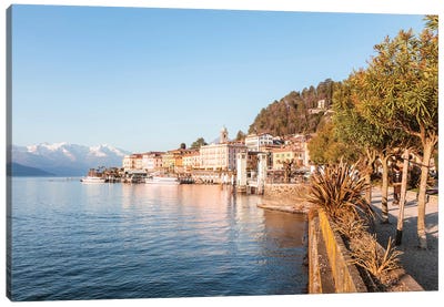 Bellagio Waterfront, Como Lake, Italy Canvas Art Print - Veneto Art