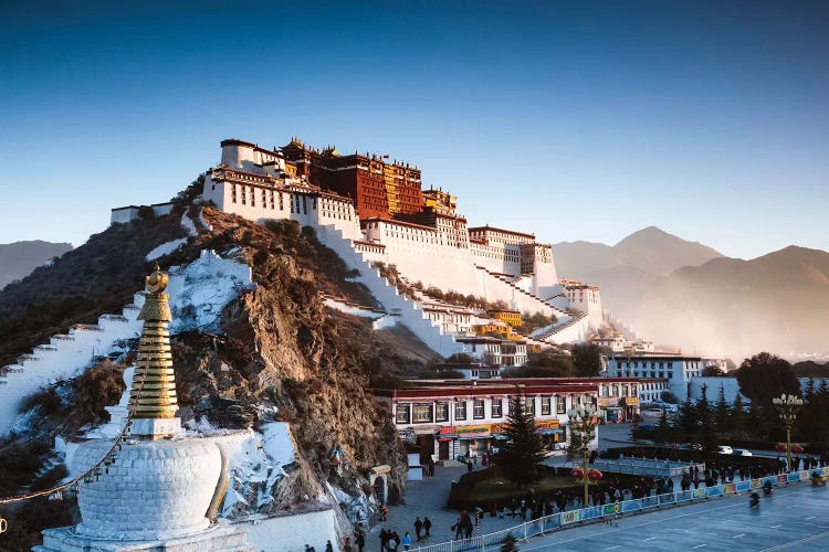 Famous Potala Palace, Lhasa, Tibet