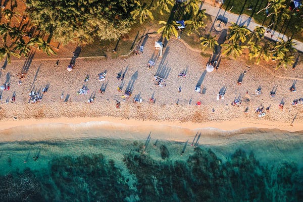Honolulu: Waikiki Beach Sunset, Honolulu, Hawaii by Matteo Colombo