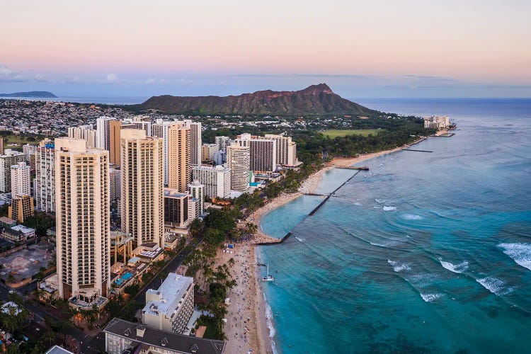 Honolulu And Diamond Head At Sunset, Hawaii