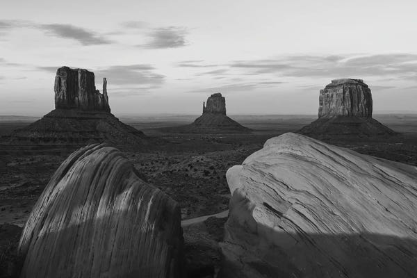 Monument Valley: Monument Valley Sunset by Matteo Colombo