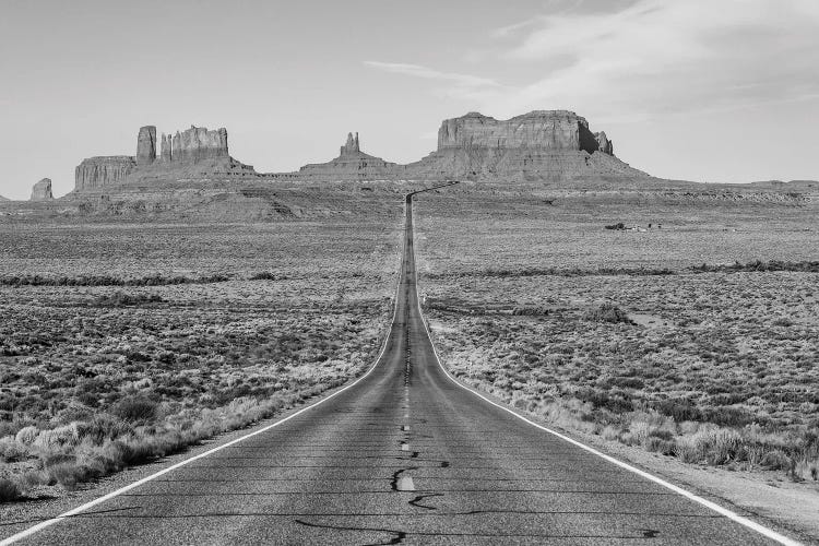 Road To The Monument Valley, Arizona