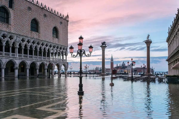 Veneto: High Tide In Venice by Matteo Colombo