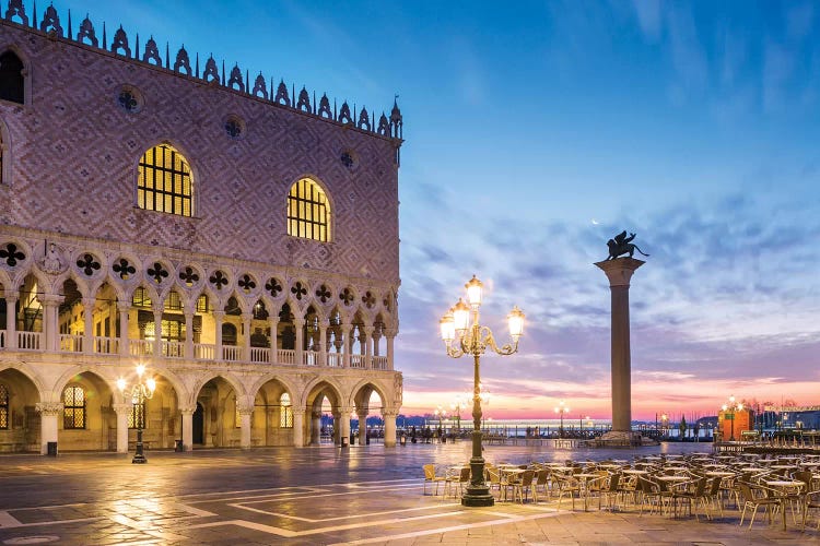 Sunrise Over Doge's Palace, Venice