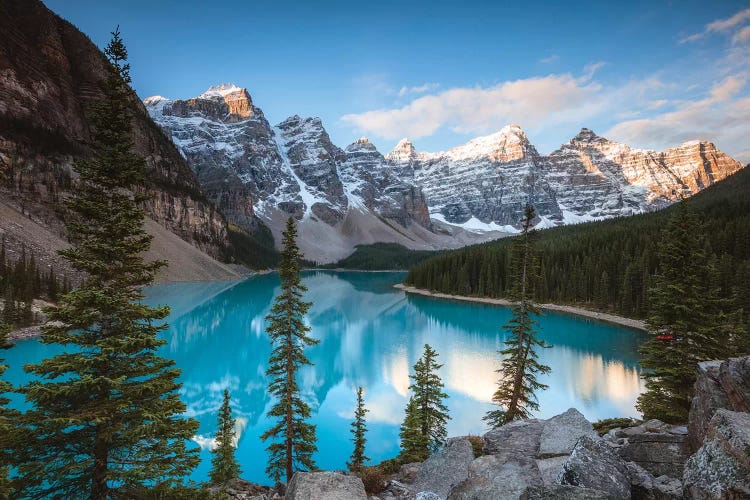 Iconic Moraine Lake