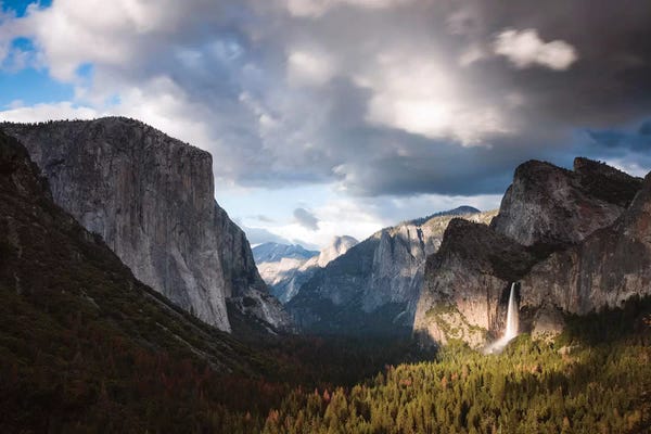 Mountain Sunrises & Sunsets: Sunset Over Yosemite by Matteo Colombo
