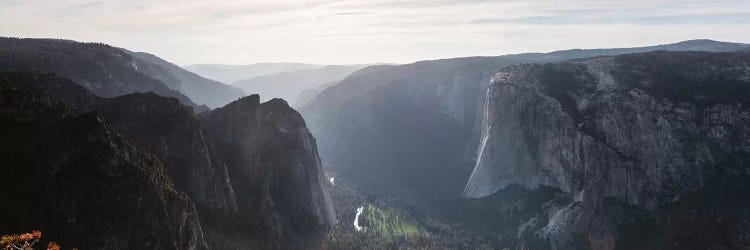 Panoramic Of Taft Point, Yosemite, USA