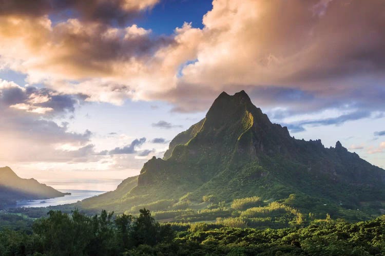 Mount Rotui, Mo'orea, Windward Islands, Society Islands, French Polynesia