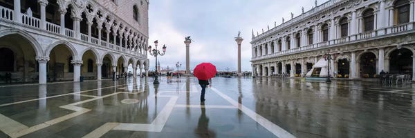 Veneto: Woman In Venice by Matteo Colombo