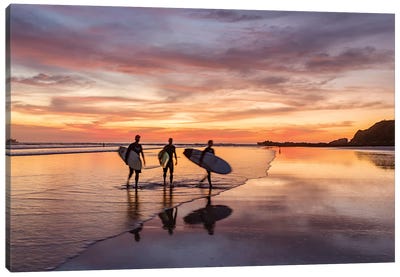 End Of The Surfing Day Canvas Art Print - Central America