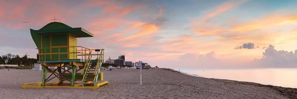 Miami Beach: Miami Beach Sunrise by Matteo Colombo