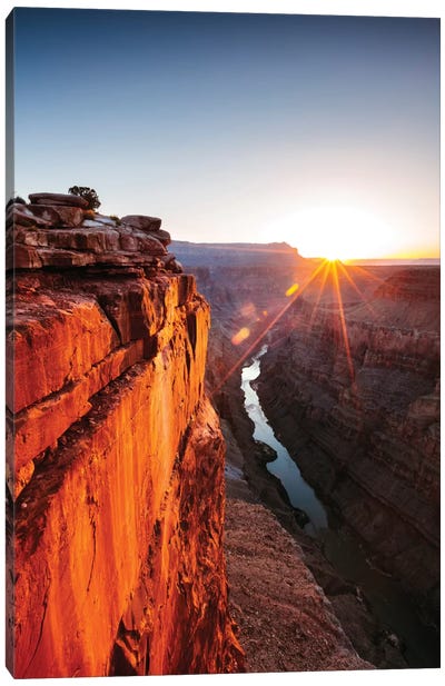 Sunrise, Toroweap Point, North Rim, Grand Canyon National Park, Arizona, USA Canvas Art Print - Cliff Art