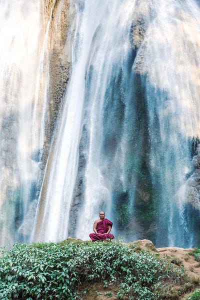 Burma (Myanmar): Meditation by Matteo Colombo