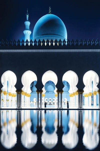 United Arab Emirates: Arabian Nights II by Matteo Colombo