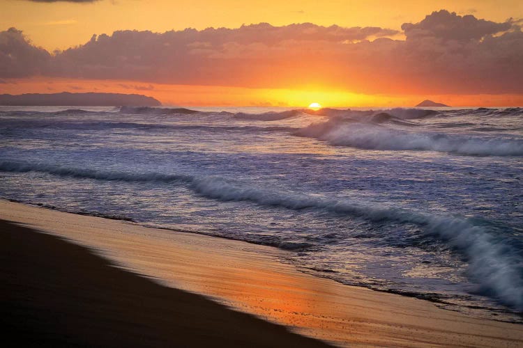 Sunset Over Polihale Beach, Kauai, Hawaii