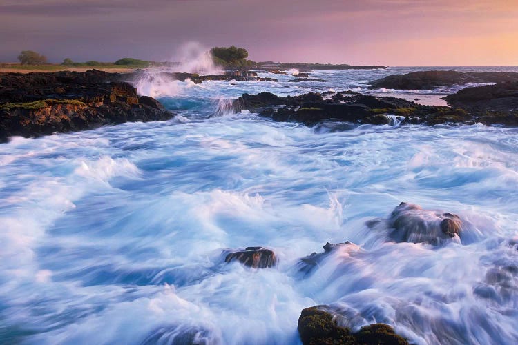 Waves And Surf At Wawaloli Beach The Big Island, Hawaii